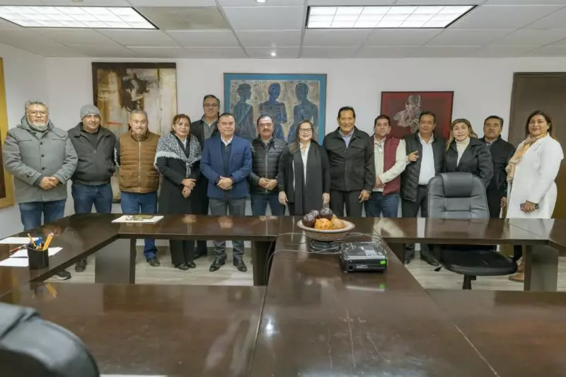 Sostienen reunión de trabajo  secretaria de Educación y comisionado de la DGETI en Tamaulipas