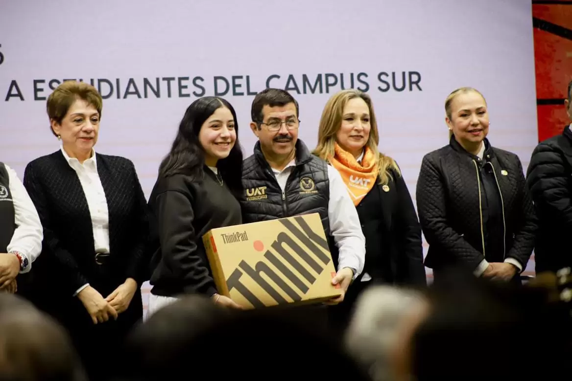 Dámaso Anaya da inicio en Tampico al ciclo escolar de la UAT
