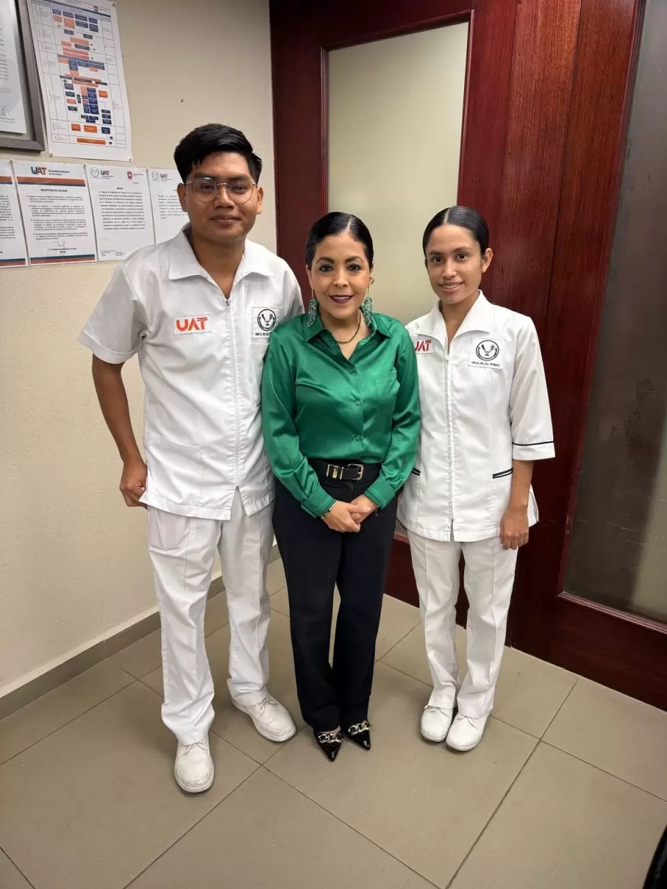 Estudiantes de la UAT exponen proyecto de innovación en salud en congreso internacional