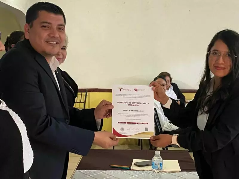 Entrega Dirección de Mediación 15 certificados a Barra de Abogadas en Tamaulipas