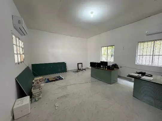 En zona sur de Tamaulipas, rehabilita Secretaría de Obras Públicas, oficinas de CREDES