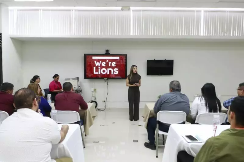 Fortalece Universidad Tecnológica de Matamoros la educación superior con programa integral de becas