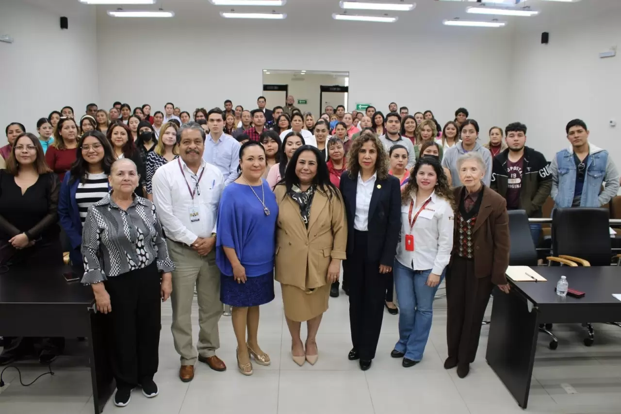 Imparte la UAT curso taller sobre Mediación