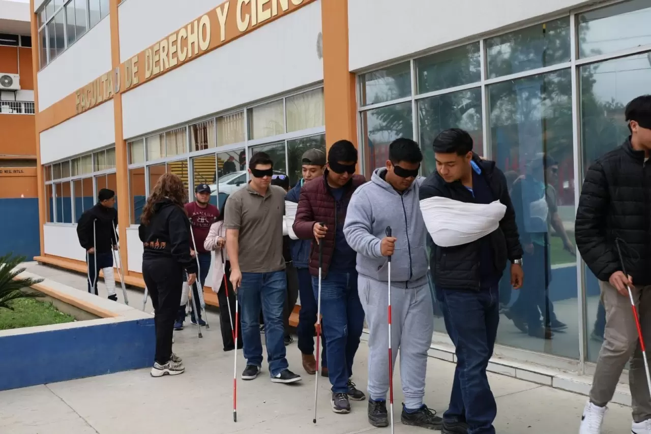La UAT fomenta inclusión educativa con el Taller «Te Presto Mis Zapatos»