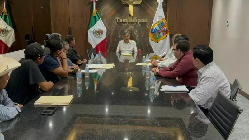 “Estoy del lado de ustedes”: Américo Villarreal a representantes ejidales de Llera