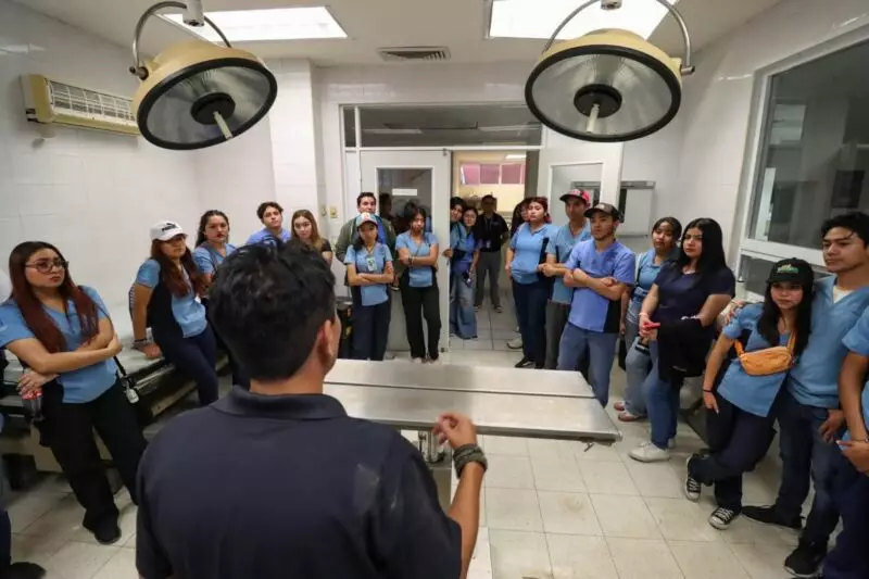 Refuerzan estudiantes conocimientos sobre la fauna en el Zoológico Tamatán