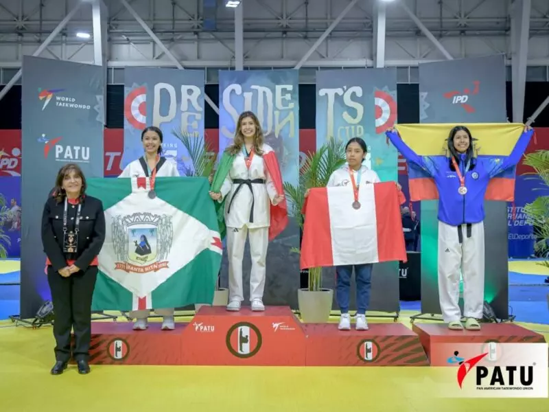 Gana tamaulipeca medalla de oro en certamen internacional de taekwondo