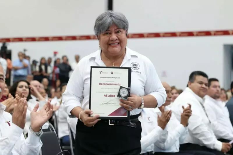 Emite Gobierno de Tamaulipas convocatoria para el Premio de Antigüedad en el Servicio Público 2025