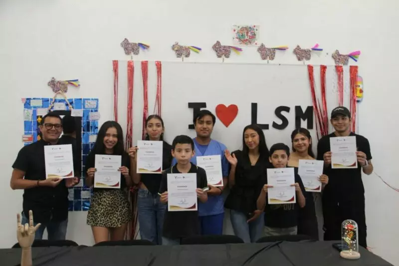 Capacita SEBIEN en Lengua de Señas