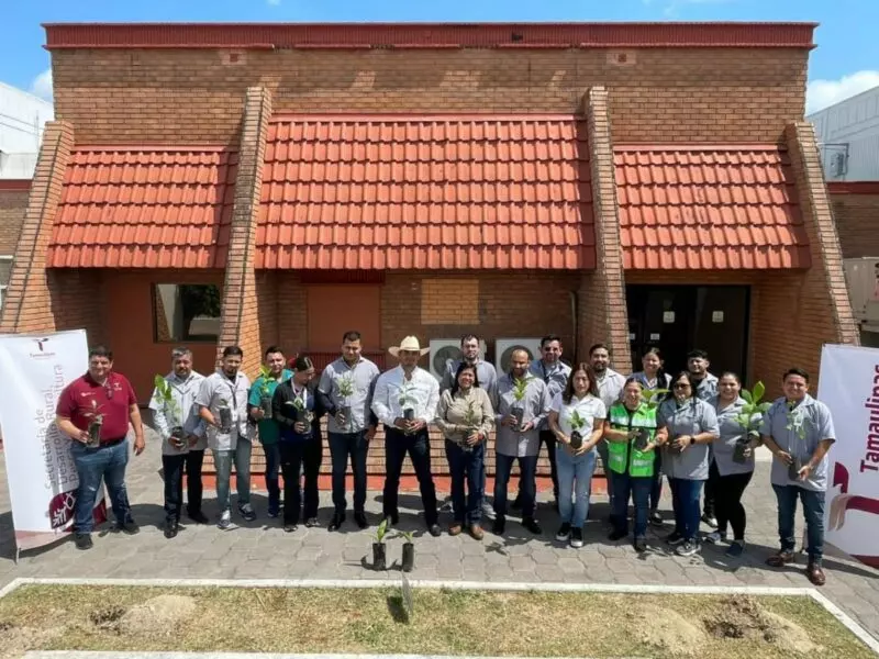 Entrega Secretaría de Desarrollo Rural de Tamaulipas 300 plantas para reforestación de áreas verdes