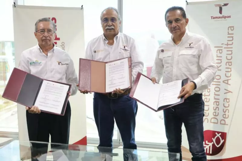 Firman convenio para impulsar el desarrollo del sector pesquero y acuícola en Tamaulipas