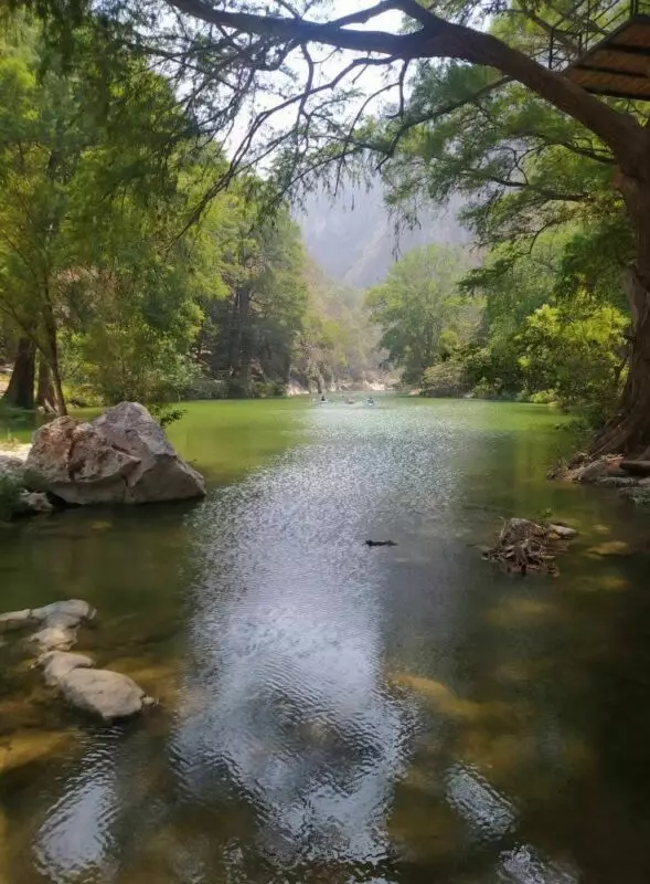 Impulsa Gobierno de Tamaulipas turismo comunitario con nuevas cabañas en la Poza Madre de Ocampo